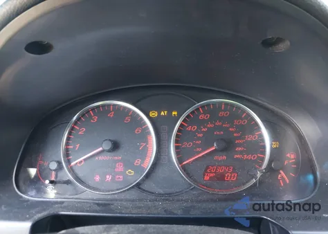 2004 Mazda 6 S z USA, uszkodzony, nr VIN 1YVHP80D945N15582